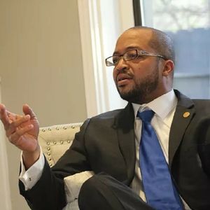 Meet your Posher, Bill